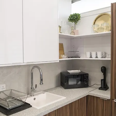 Glam Skin * نيقوسيا